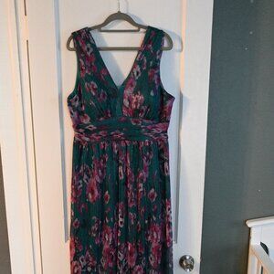 R&M Richards Floral-Print V Neck Maxi Dress